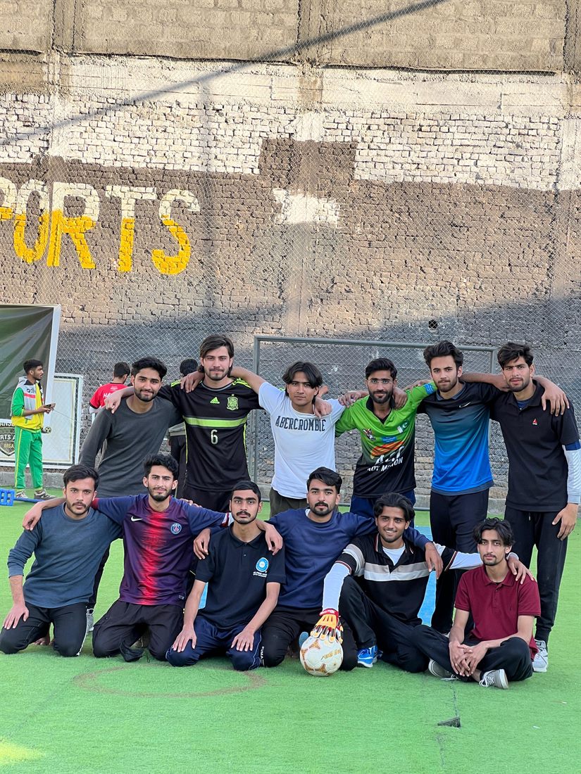 HHIRS sports week football team